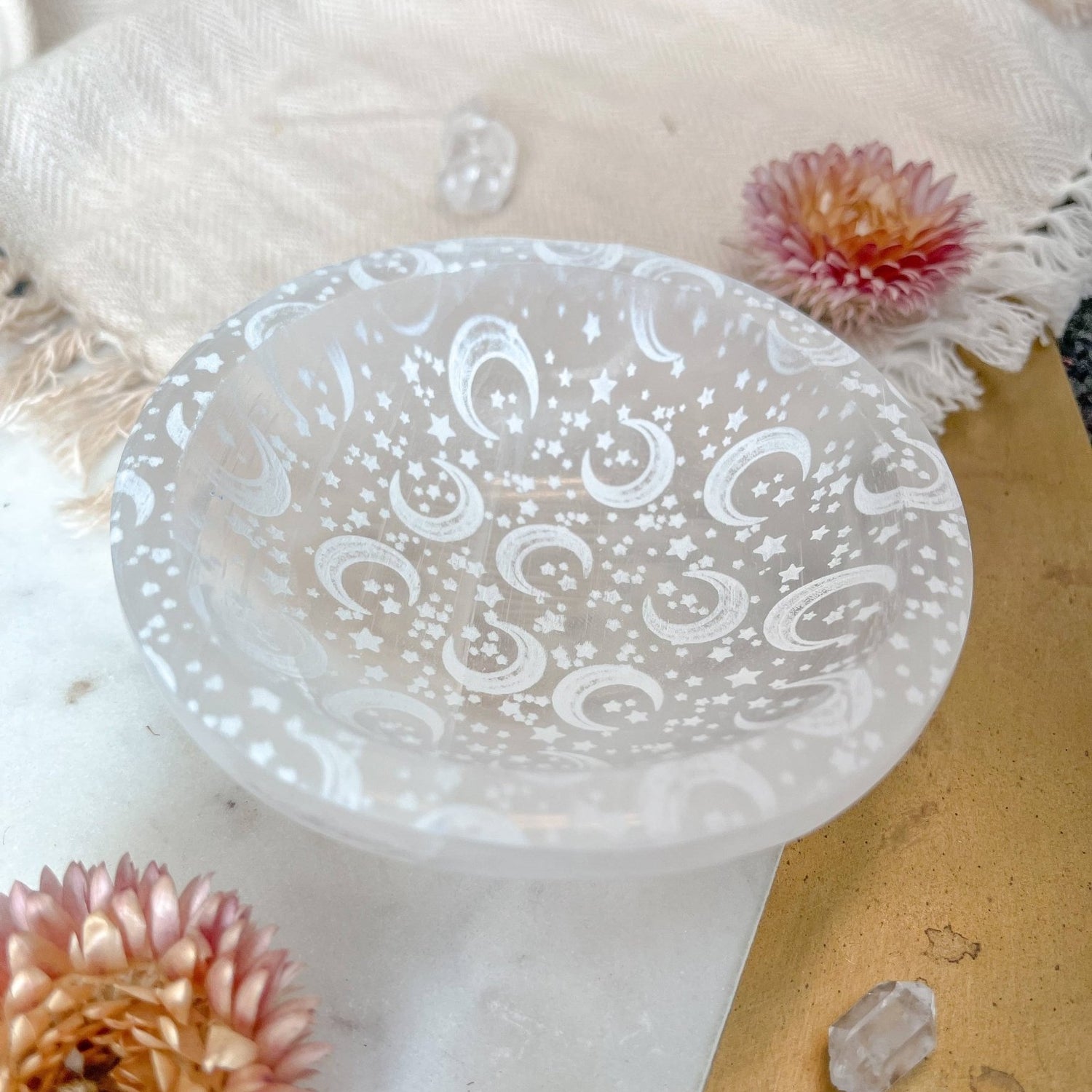 Petite selenite crystal dish with flowers