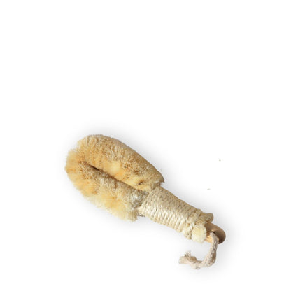 Japanese style dry body brush from sisal with short handle